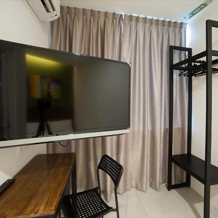 Econtel Queensbay Sungai Dua Bukit Экстерьер фото